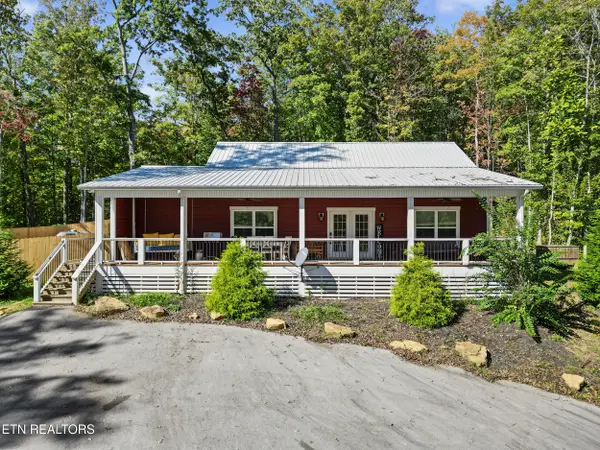 6830 Stinking Creek Rd, Pioneer, TN 37847
