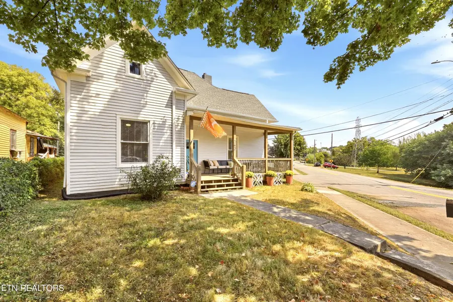 1437 Grainger Ave, Knoxville, TN 37917 - #3