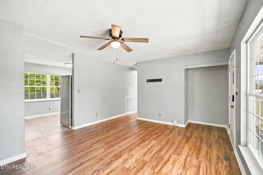 326 Grady Rd, Etowah, TN 37331 - #3