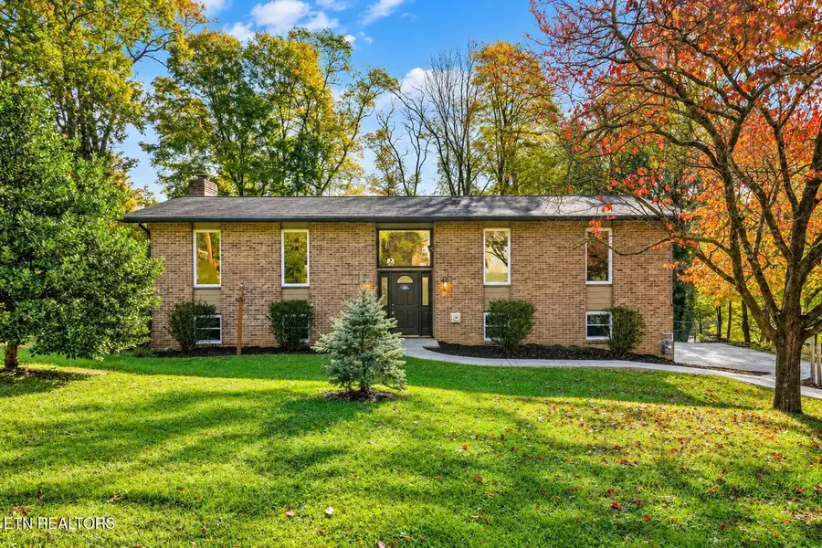 104 Newport Drive, Oak Ridge, TN 37830 - #2