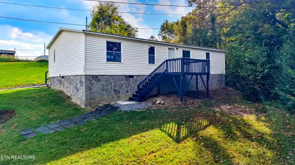 328 Doc Norton Rd, Walland, TN 37886