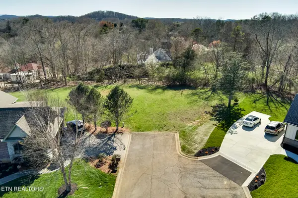 2614 Summit Vista Way, Knoxville, TN 37922
