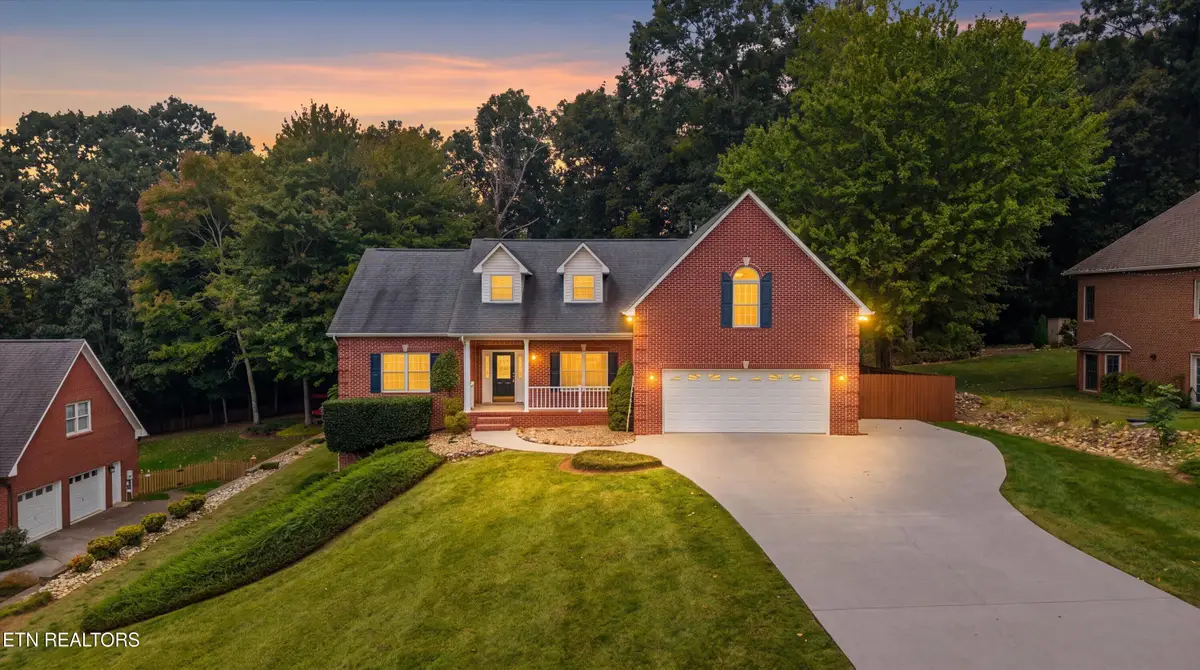 2560 Hirst Circle, Lenoir City, TN 37772 - #1