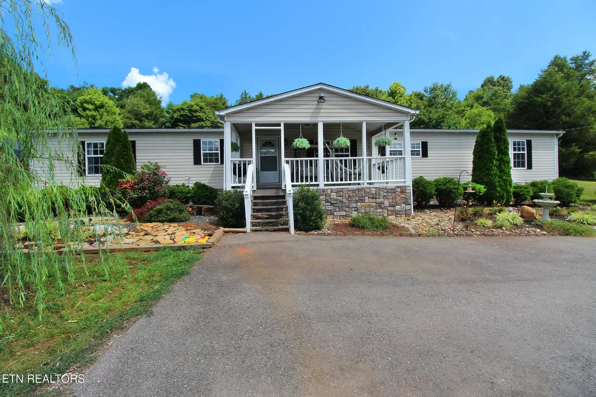 9115 Buttermilk Rd, Lenoir City, TN 37771 - #1