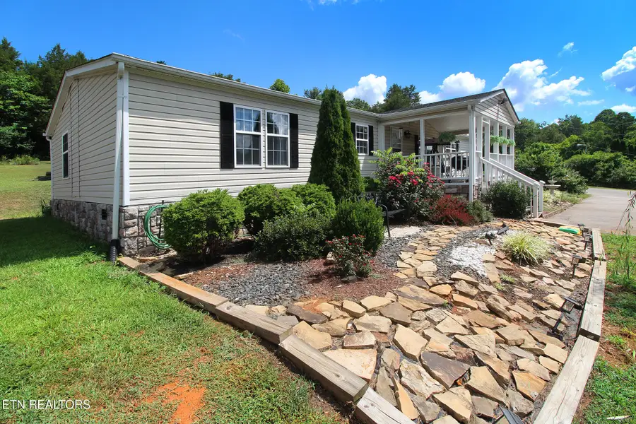 9115 Buttermilk Rd, Lenoir City, TN 37771 - #2