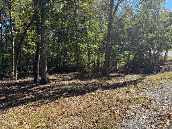 130 Nuhya Way, Loudon, TN 37774