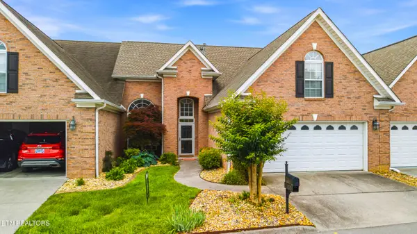1139 Creekside Village Way, Seymour, TN 37865