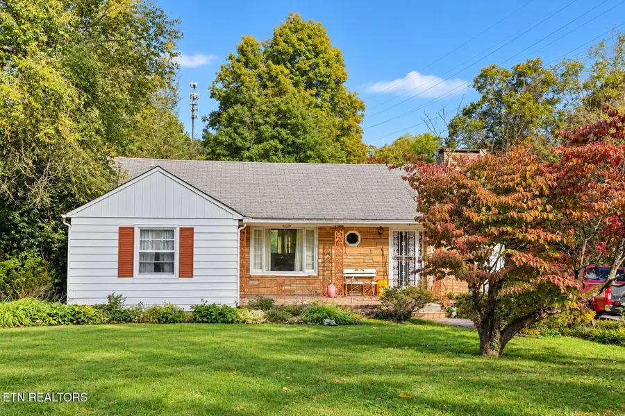 1601 Maple Drive, Knoxville, TN 37918 - #3
