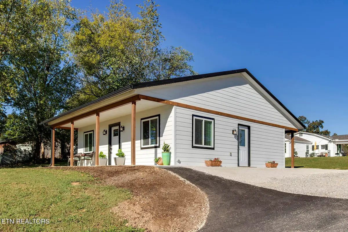 112 Shubert St, Kingston, TN 37763 - #1