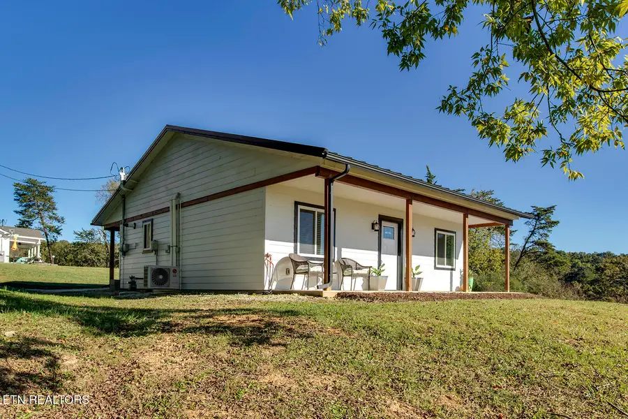 112 Shubert St, Kingston, TN 37763 - #3