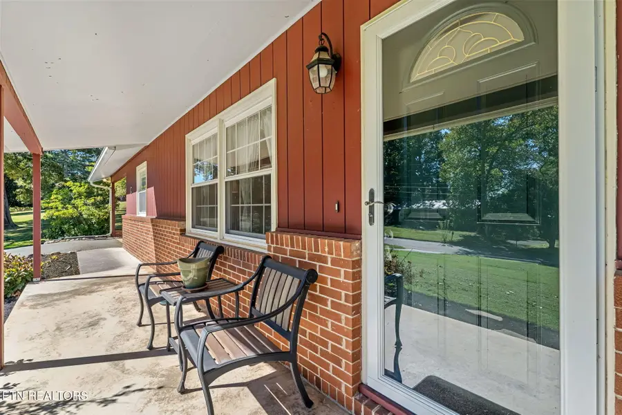 5708 Woodleaf Drive, Knoxville, TN 37912 - #3