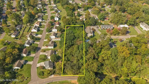 4335 Henson Rd, Knoxville, TN 37921