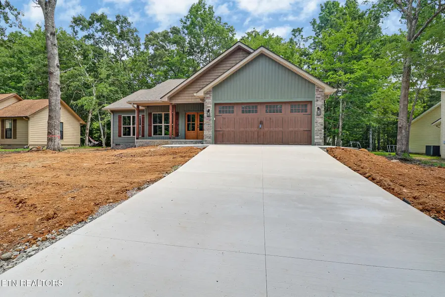 136 Pomeroy Drive, Crossville, TN 38558 - #3