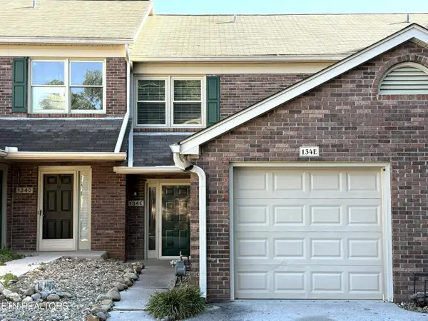 134 Durwood Rd #E, Knoxville, TN 37922