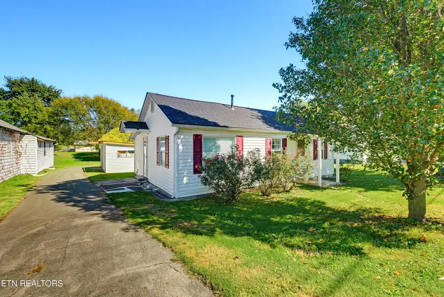 404 N 5th St, Maryville, TN 37804 - #3