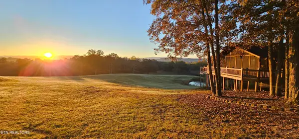 4635 Craigs Chapel Rd, Greenback, TN 37742
