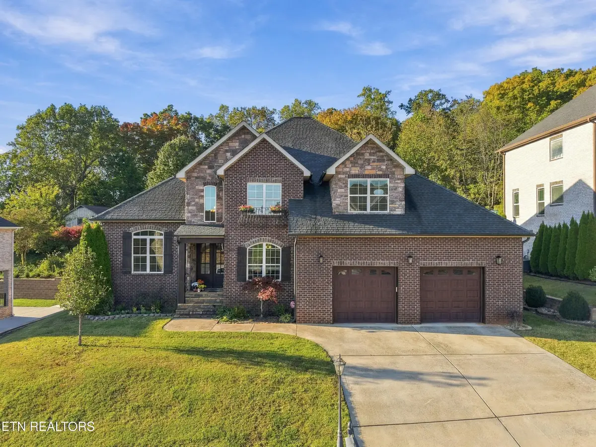 10015 Castleglen Lane, Knoxville, TN 37922 - #1