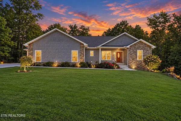 380 Mountain Preserve Pkwy, Crab Orchard, TN 37723