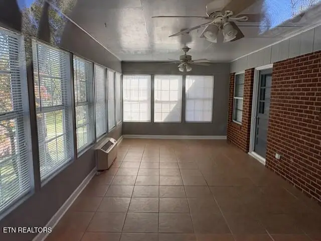 242 Disco Loop Rd, Friendsville, TN 37737 - #2