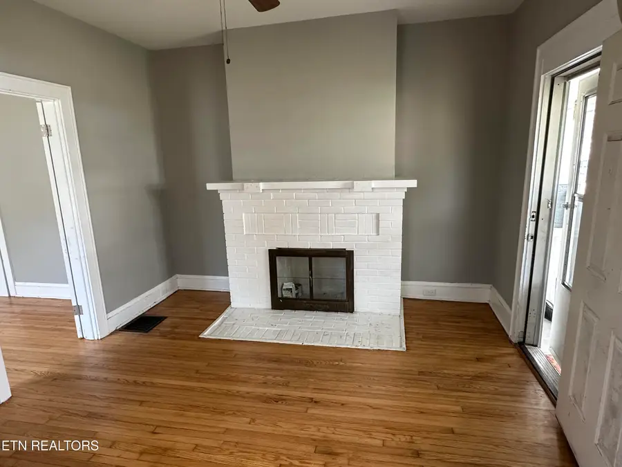 2310 E Glenwood Ave, Knoxville, TN 37917 - #2
