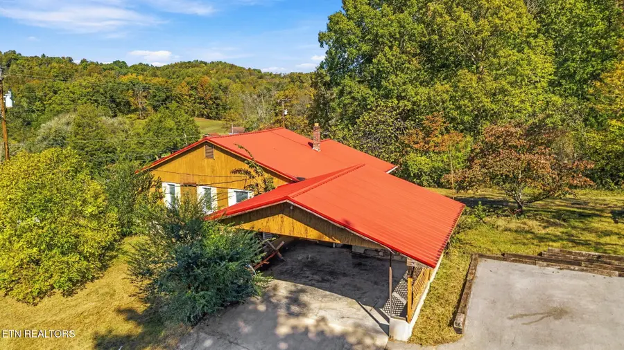 9020 Andersonville Pike, Powell, TN 37849 - #2