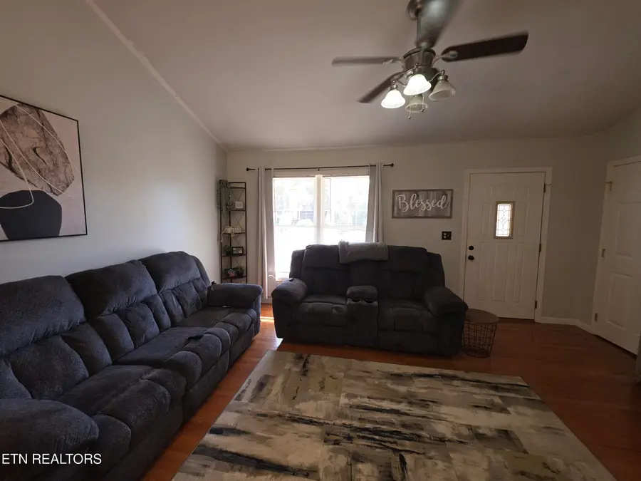 230 Windermere Drive, Middlesboro, KY 40965 - #3