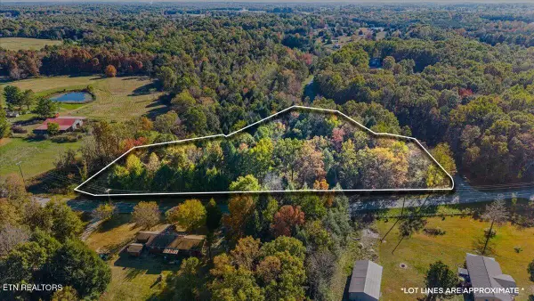 1616 Frank Campbell Rd, Jamestown, TN 38556