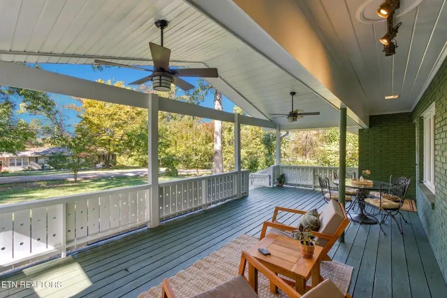 304 Land Oak Rd, Knoxville, TN 37922 - #2