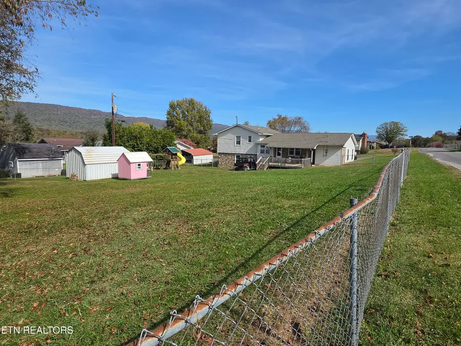 140 Harrow Rd, Harrogate, TN 37752 - #3