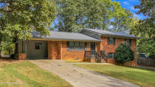 2850 SE Mcdaris Circle, Cleveland, TN 37323