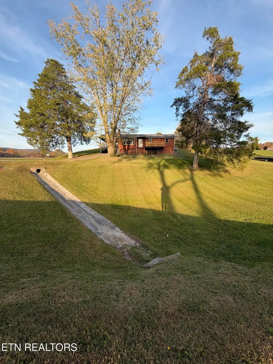 770 Forge Ridge Rd, Harrogate, TN 37752 - #2