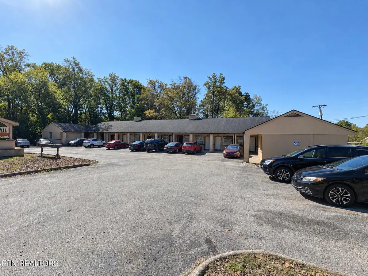 2215 Buffalo Tr, Morristown, TN 37814 - #1