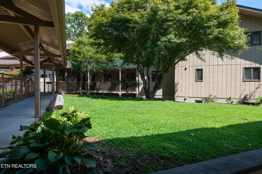 224 Woodland Rd #UNIT 305, Gatlinburg, TN 37738 - #2