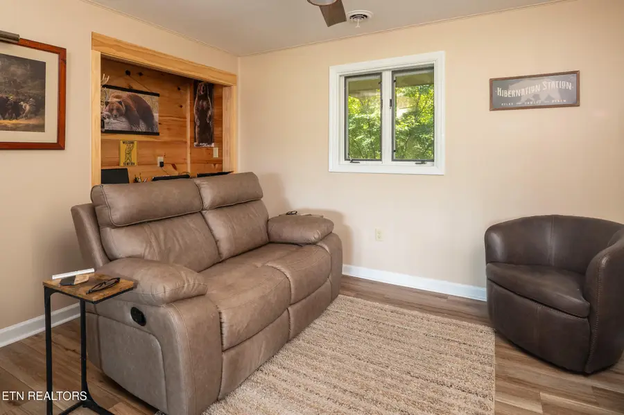 224 Woodland Rd #UNIT 305, Gatlinburg, TN 37738 - #3