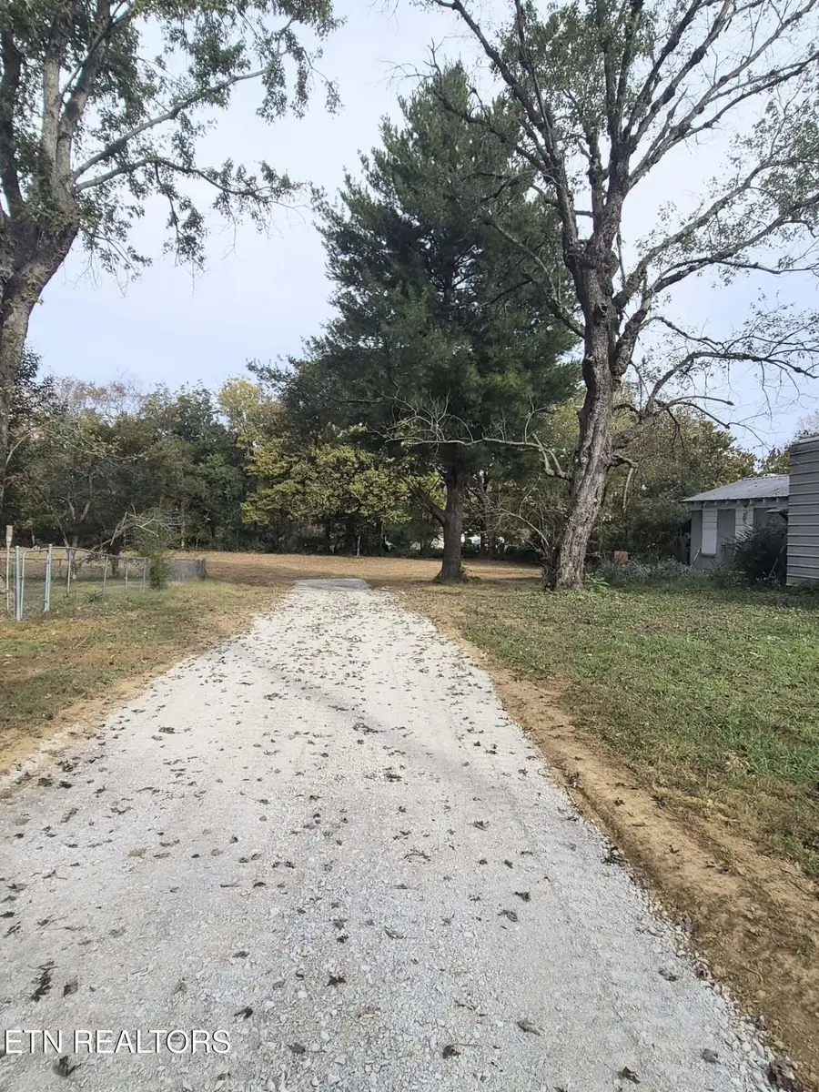 125 E Athens St #1, Englewood, TN 37329 - #2