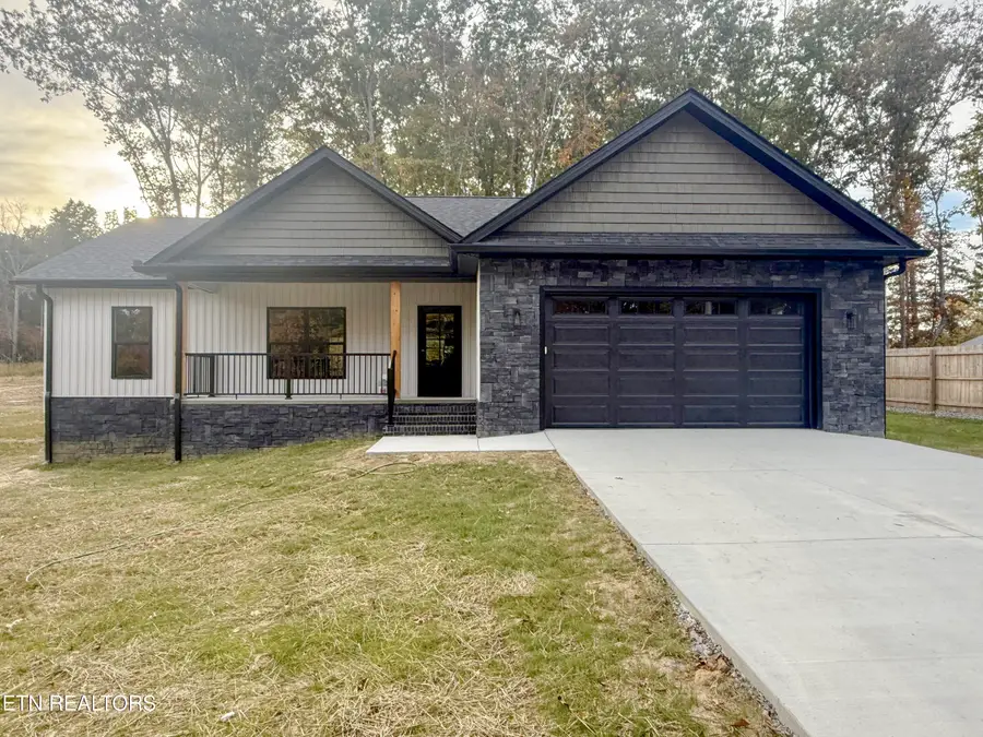 104 Peachtree Drive, Crossville, TN 38555 - #3