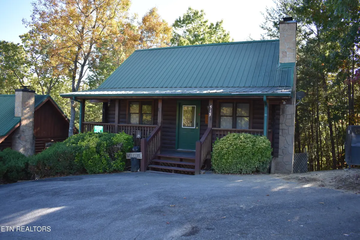 515 Chickasaw Gap Way, Pigeon Forge, TN 37863 - #1