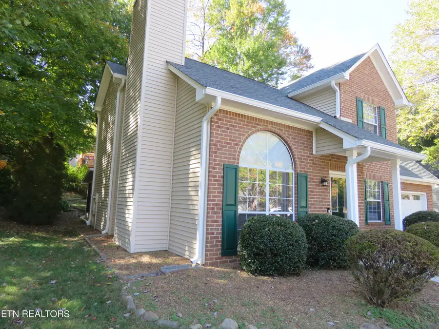 1725 Summer Spring Blvd, Knoxville, TN 37931 - #2