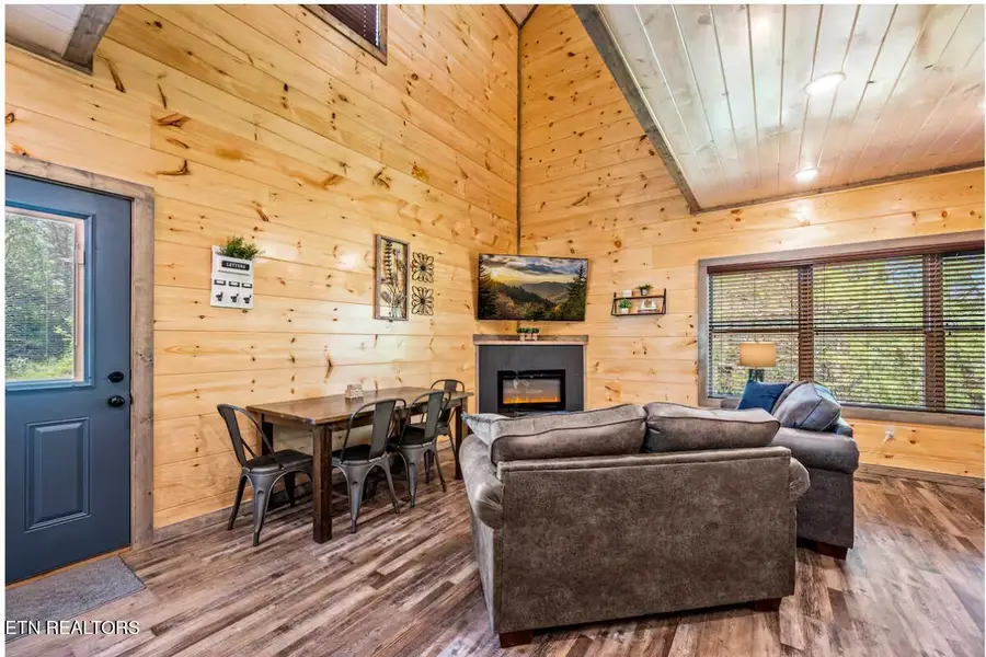 302 Paul Lafollette Way, Sevierville, TN 37876 - #3