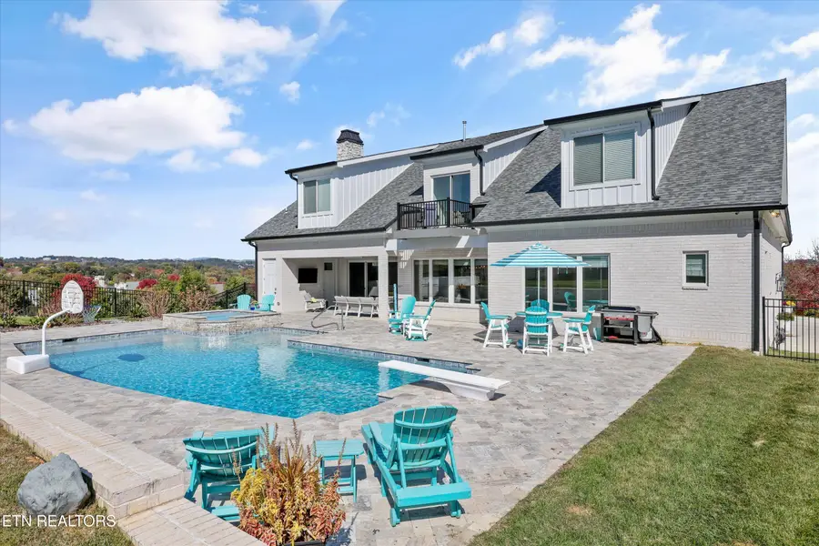 615 Barnsley Rd, Knoxville, TN 37934 - #3