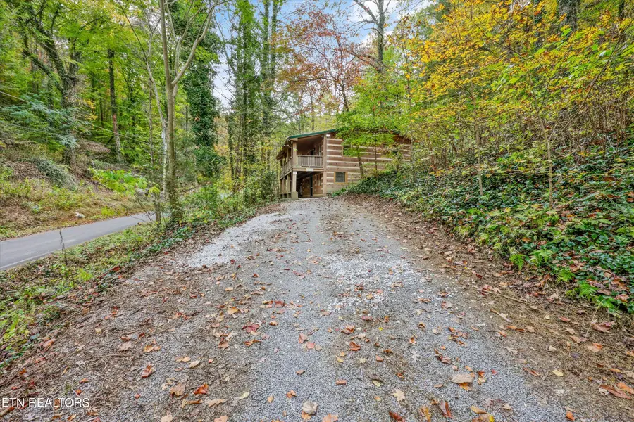 322 Black Mash Hollow Rd, Townsend, TN 37882 - #3