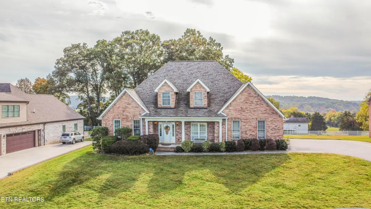 530 Oak Chase Blvd, Lenoir City, TN 37772 - #1