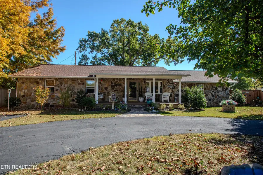 117 Harness Rd, New Tazewell, TN 37825 - #2