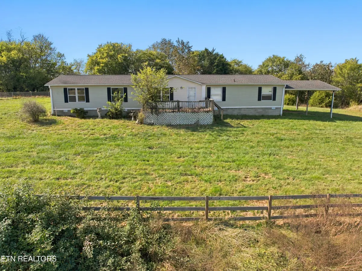 2450 Old Stagecoach Rd, Jonesborough, TN 37659 - #1