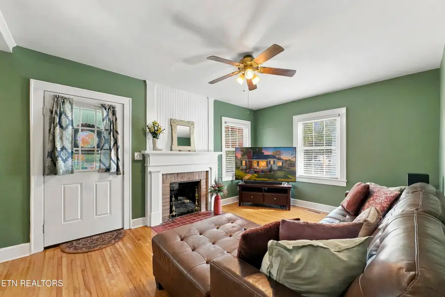 2620 Blount Ave, Maryville, TN 37804 - #3