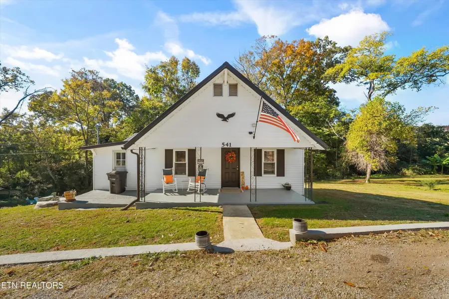 541 W Highway 25-70, Dandridge, TN 37725 - #2