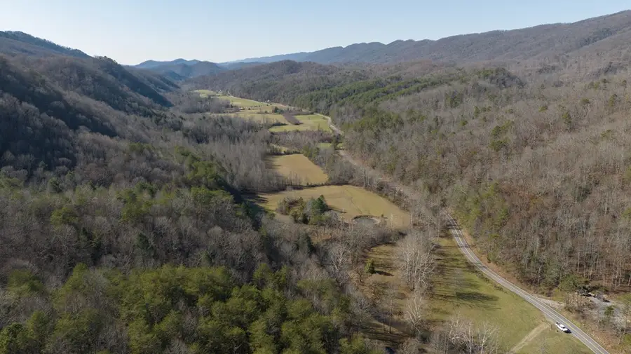 Spruce Pine Rd, Rogersville, TN 37857 - Image #2