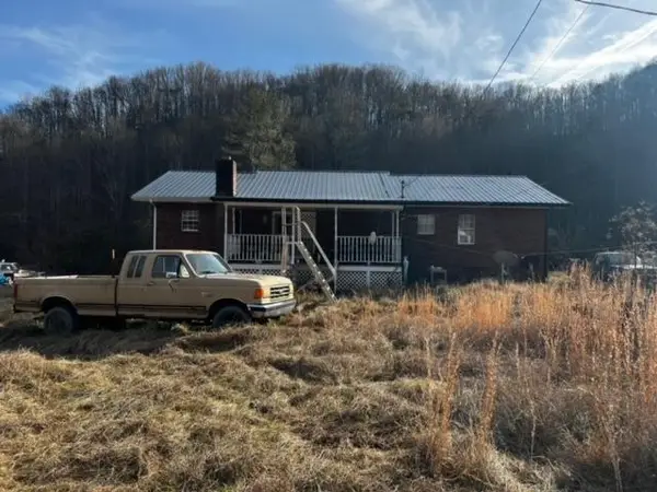 152 Walden Hollow Lane, La Follette, TN 37766