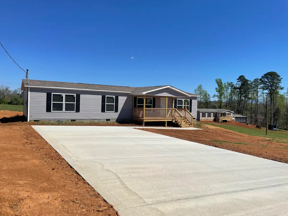 4425 Anna Maria Ln, Strawberry Plains, TN 37871 - Image #1