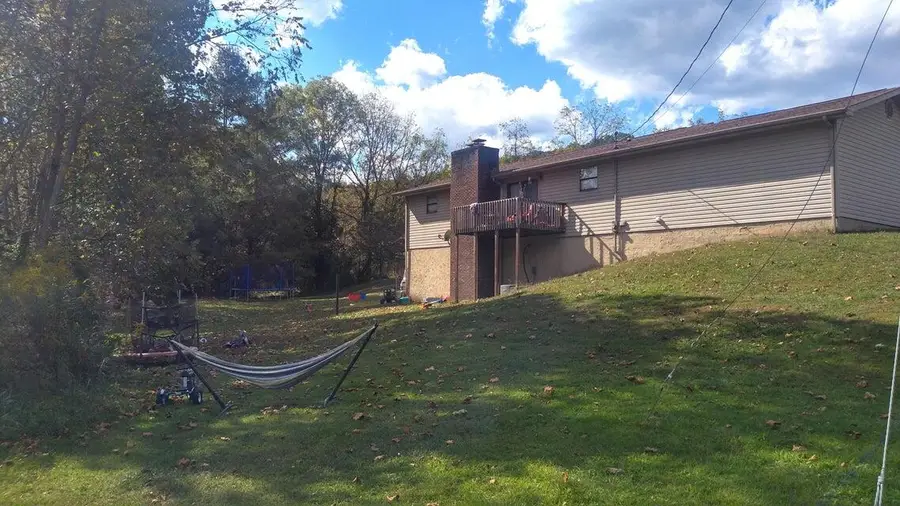 995 War Creek Road, Thorn Hill, TN 37881 - Image #3